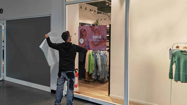 Schaufensterbeklebung